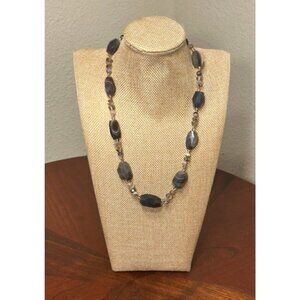 Faceted Agate & Beaded Statement Necklace in Gray / Pink